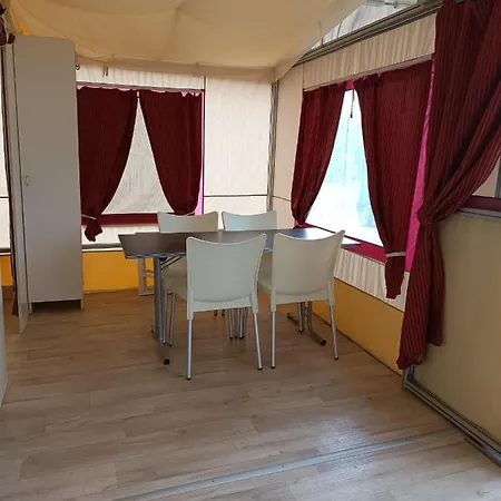 Camping Chalet Joyeuse