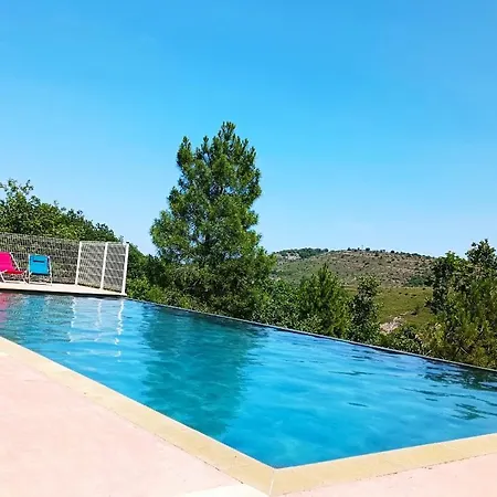 Chalet *